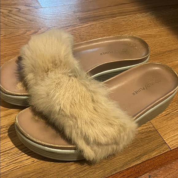 Donald J. Pliner Women's Plush Fur Slippers - Cream - Picture 3 of 6